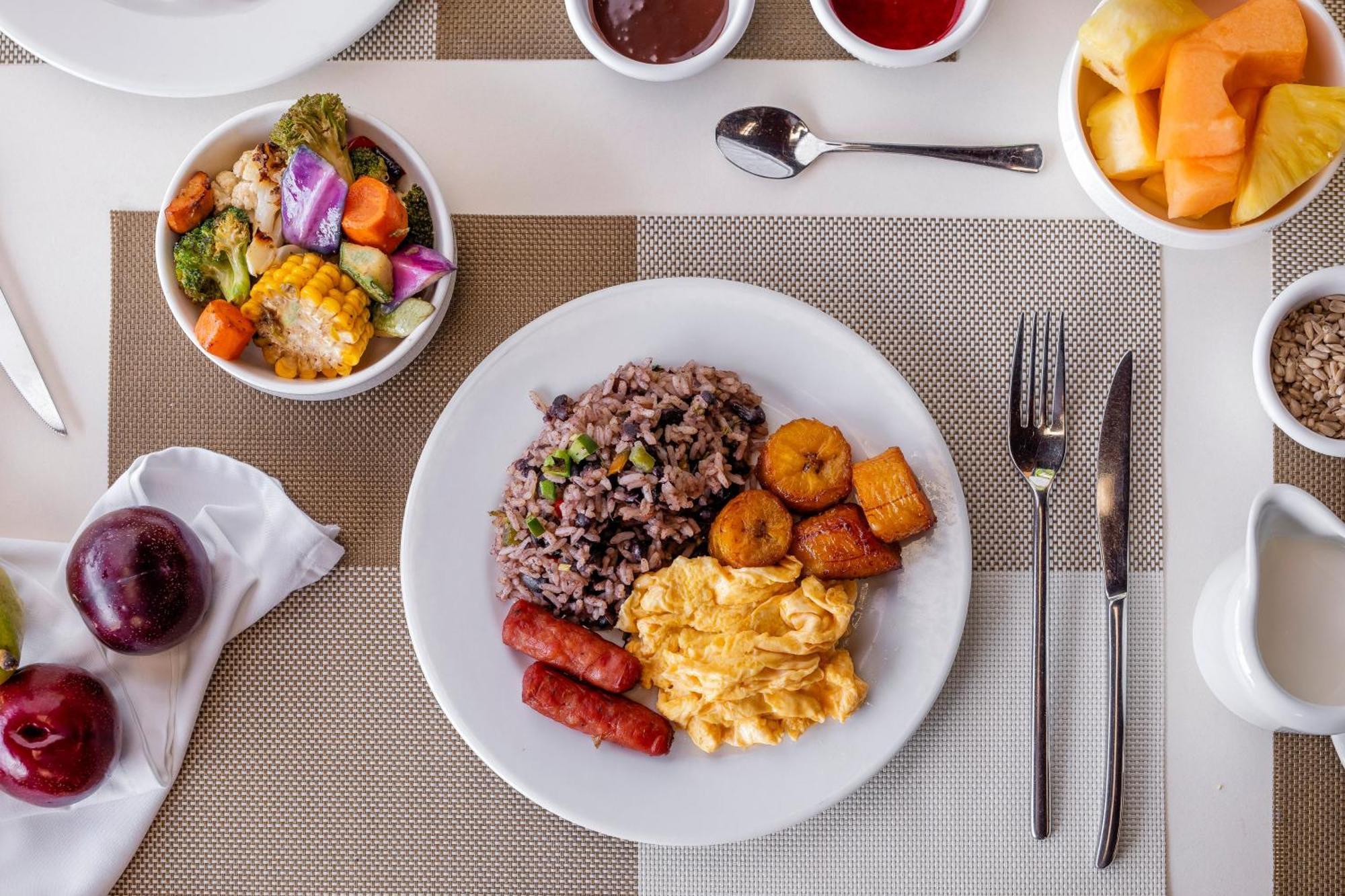 Arenal Manoa & Hot Springs Hotel 4*